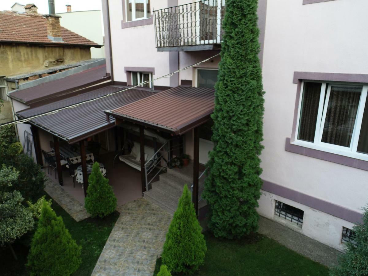 Guest House Via Bitola Exterior photo